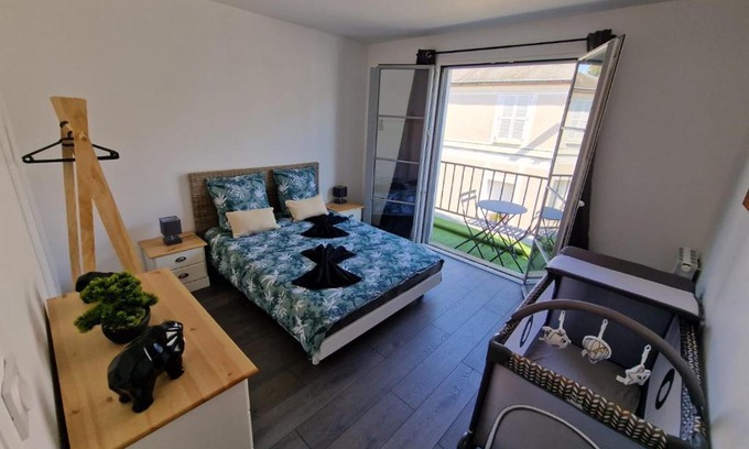 Chateaudun Apartment | Appartement Hyper Centre Cosy avec Balcon