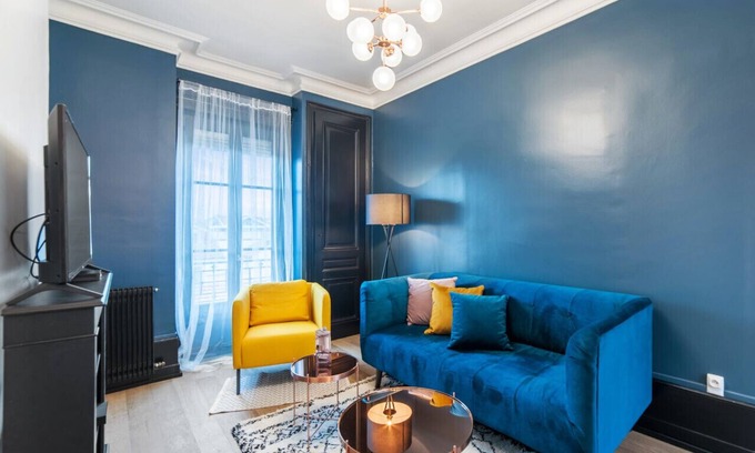 Saint Michel - Mairie Apartment | Appartement Majorel - Welkeys