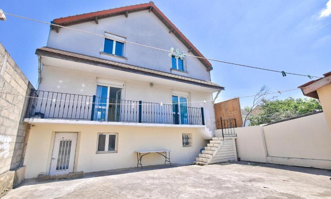 Dugny Apartment | Appartement meublé Dugny