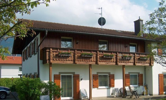 Marzoll Apartment | Appartement mit Wohn- und Schlafzimmer