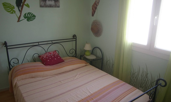 Sete Condo | Appartement Petite Copropriété Avec Jardin Parking Gratuits Devant