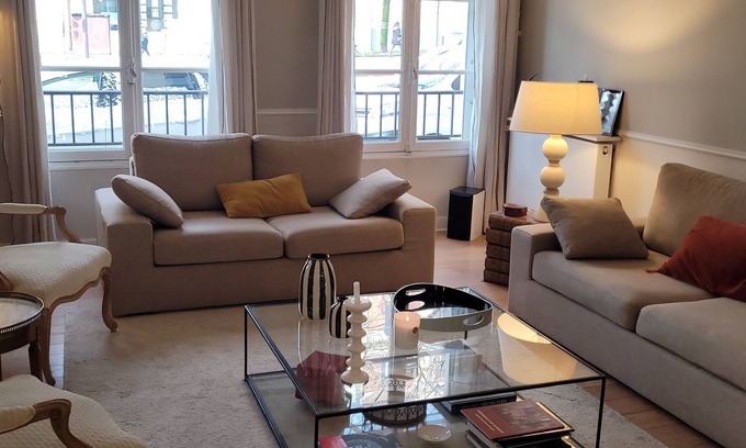 Notre-Dame Apartment | Appartement Pour 5 Personnes Résidence Arborée , Proche Gare/Parc du Château