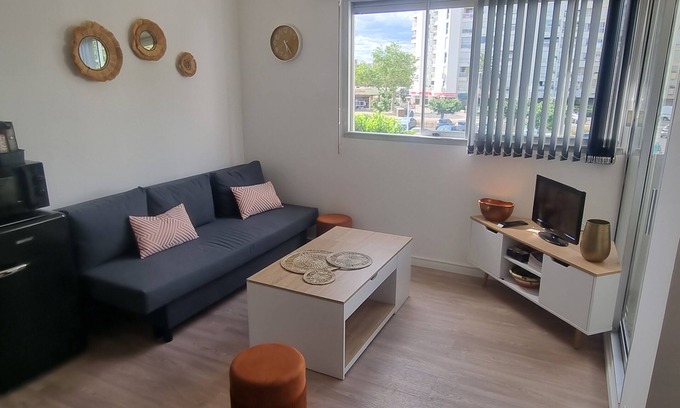 Carnon-Plage Apartment | Appartement Rénové Pour 4 Personnes Situé Entre le Port et la Plage