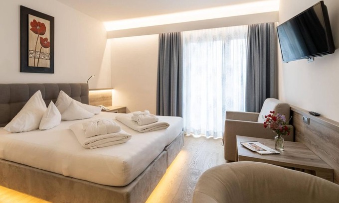 Millstatt House | Appartement Riegenbach mit Balkon - Familienhotel Post-kinder&sport am Millstätter See