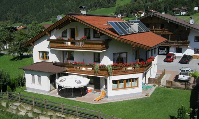 Stumm Apartment | Appartement Sandra