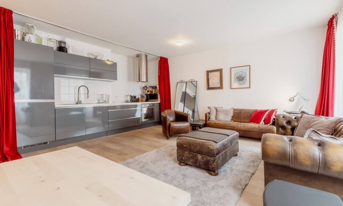 Les Eaux-Vives Apartment | Appartement Spacieux à 15 Minutes du jet D'eau