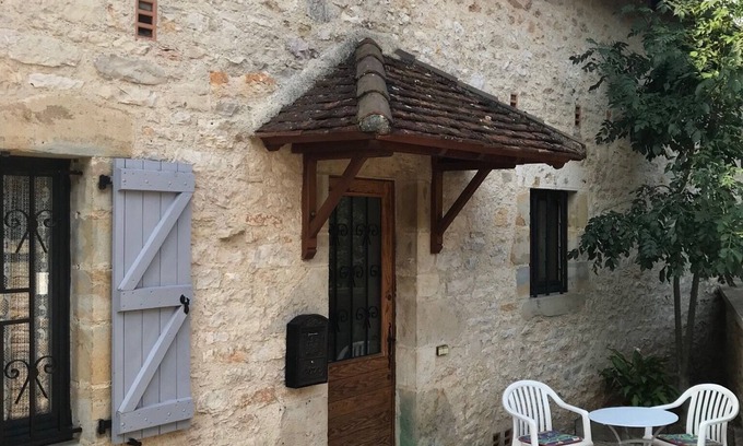 Assier Apartment | Appartement Spacieux, Calme. Quercy