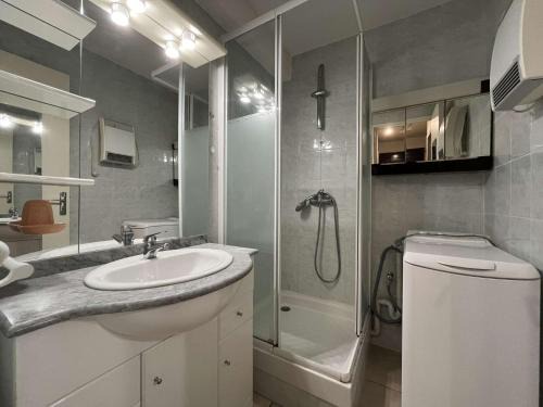 Port Rive Gauche Apartment | Appartement Studio Cabine - GRUISSAN GN400-032