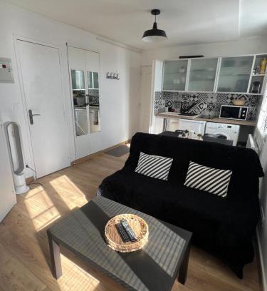 La Riche Apartment | Appartement T1B place saint Anne