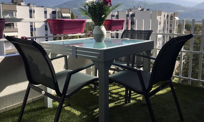 Meylan Apartment | Appartement T3 T4 Avec Superbe vue sur les Massifs de Belledonne et Chartreuse !