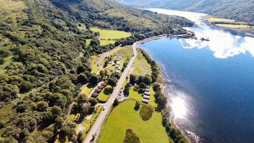 West Laroch Cabin | Appin Holiday Homes -Caravans, Lodges, Shepherds Hut and Train Carriage stays