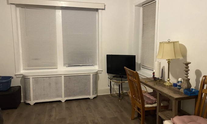 Olney-Oak Lane Apartment | Apt near Salus University, Abington, Jeans Hosp
