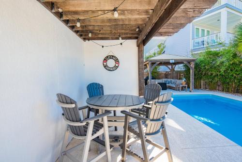 Port Aransas House | Aqua Dreams - Pet Friendly! Heated Private Pool!