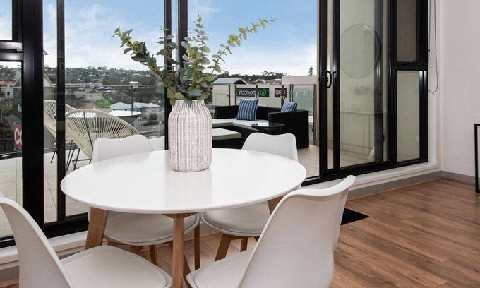 Mornington Apartment | Aqua Views of the bay in Mornington