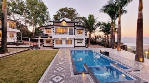 Panchgani Villa | Aqua Villa, Esperanza by Svar Stays with Breakfast, Swimming Pool view & Valley View
