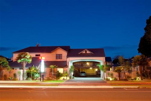 Mount Maunganui Hotel | Aquarius Motor Inn