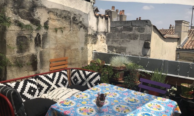 Saint-Michel Apartment | architect duplex apartment downtown terrace