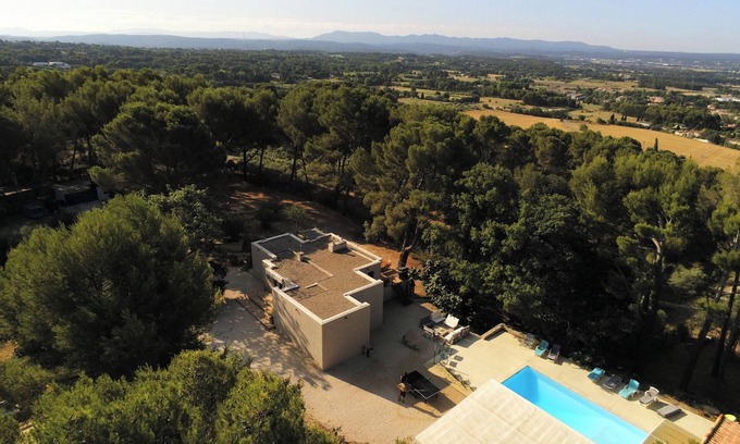 Eguilles House | Architect house in the countryside 10 minutes from the center of Aix-en-Provence.