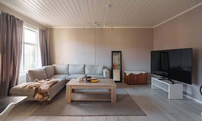 Tromso Apartment | Arctic Stay | 2 soverom | sentralt