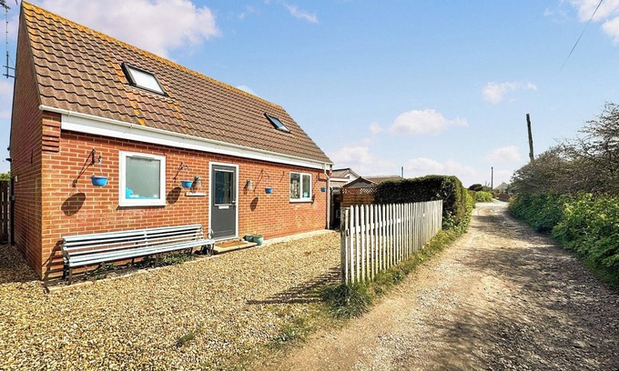 Irstead Cottage | Argonaut Beach House