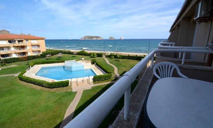 Els Griells Apartment | ARGONAVIS 327