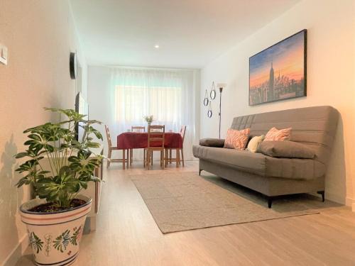 San Anton Apartment | ARIMAT URBAN FLAT Zona Centro Mercado Rambla