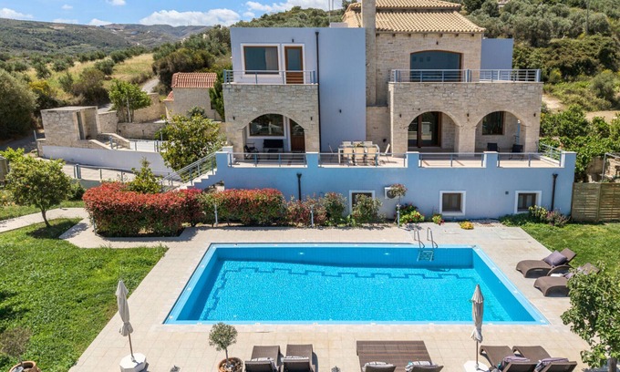 Agia Paraskevi Villa | Arios Lux villa,50 sqm pool,Rural,8 guests,Rethymno