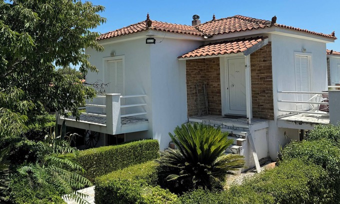 Skala Kallonis Apartment | "Arisvi House": 1- bedroom, 50 sq.m. in Carpe Diem Villas & Houses