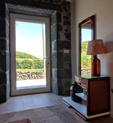 Santa Cruz da Graciosa Apartment | Armazéns do Beco - Cacau, Pimenta e Sal