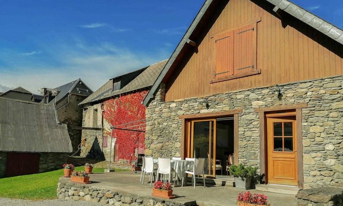 Cazeaux-de-Larboust House | Arrey - Cazeaux-de-Larboust