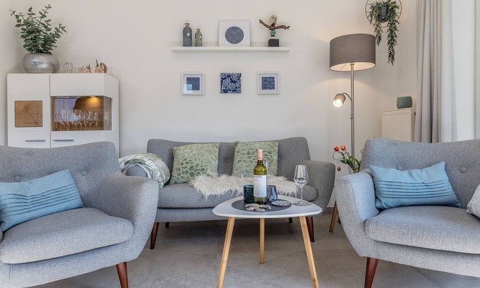 Altfunnixsiel House | Arrive in Altfunnixsiel and feel at home: This holiday home, completed in 2010