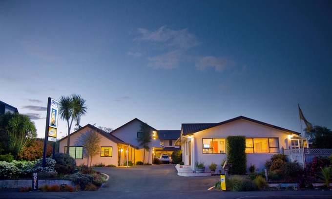 Tahunanui Hotel | Arrow Motel Apartments