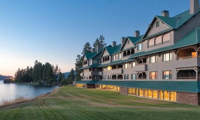 Coeur d'Alene Resort | Arrow Point Resort 2bdr