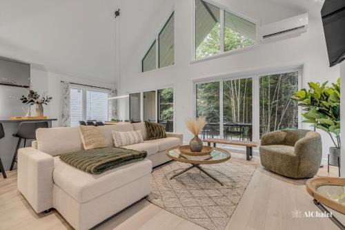 Pont-Rouge Ski Chalet | Artémis - Paisible et Familial - Spa privé