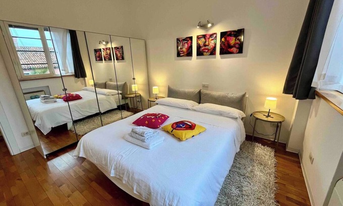 Molina Apartment | ART DISTRICT LOFTS IN VENICE