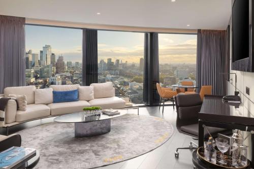 Old Street Hotel | art'otel London Hoxton