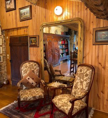Spincourt Villa | Art & Relaxation Manor Spa, Billiards & Pinball