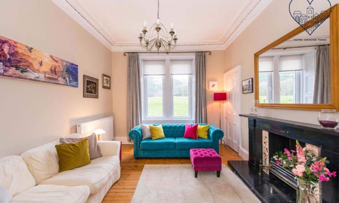 Gifford Apartment | Arthur's Seat View Su