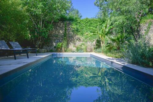 Alleins House | Artist's Villa With Pool Near Aix-En-Provence