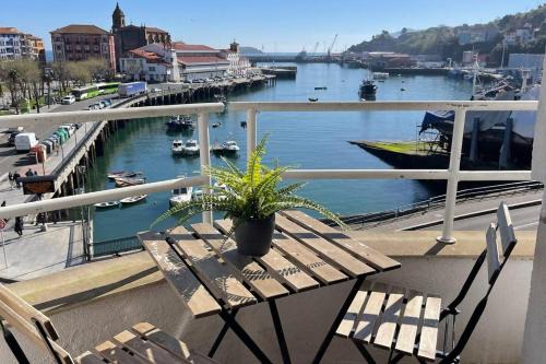 Bermeo Apartment | Artza II apartamento con vistas al puerto