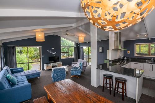 Lynmore House | As You Do