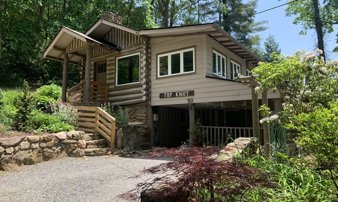 Asheville Cabin | Asheville - Modern Vintage Cabin Retreat with Mountain Views