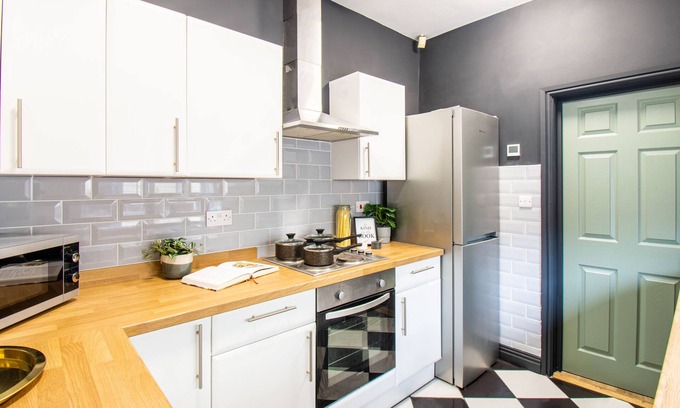 Stoke-on-Trent House | Ashford House - By Sigma Stays