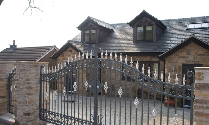 High Peak House | Ashlea Self Catering Accommodation In High Peak Derbyshire
