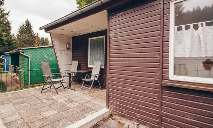 Ilmenau Apartment | Asia-Bungalow 313 weekly package 7 nights - Naturcamp Meyersgrund -