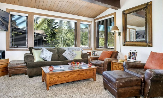 Snowmass Village Condo | Aspen - Aspenwood J9