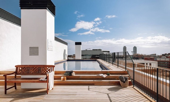 El Parc i la Llacuna del Poblenou Apartment | Asrir - 2 bedroom, terrace and pool in Poblenou