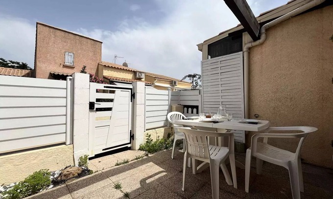 Gruissan Villa | Asterides Residence - Houses & Villas for 4 People