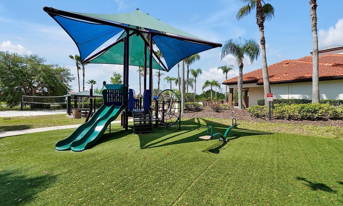 Loughman House | Astonishing Aviana Resort: Pool, Game Room & Clubhouse | Near Disney