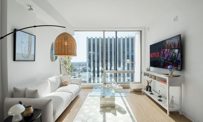 Beverly Hills Apartment | Astonishing view 1bdr with luxury amenities